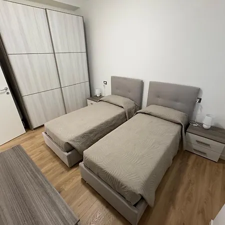 Focolare Manzoni Apartamento